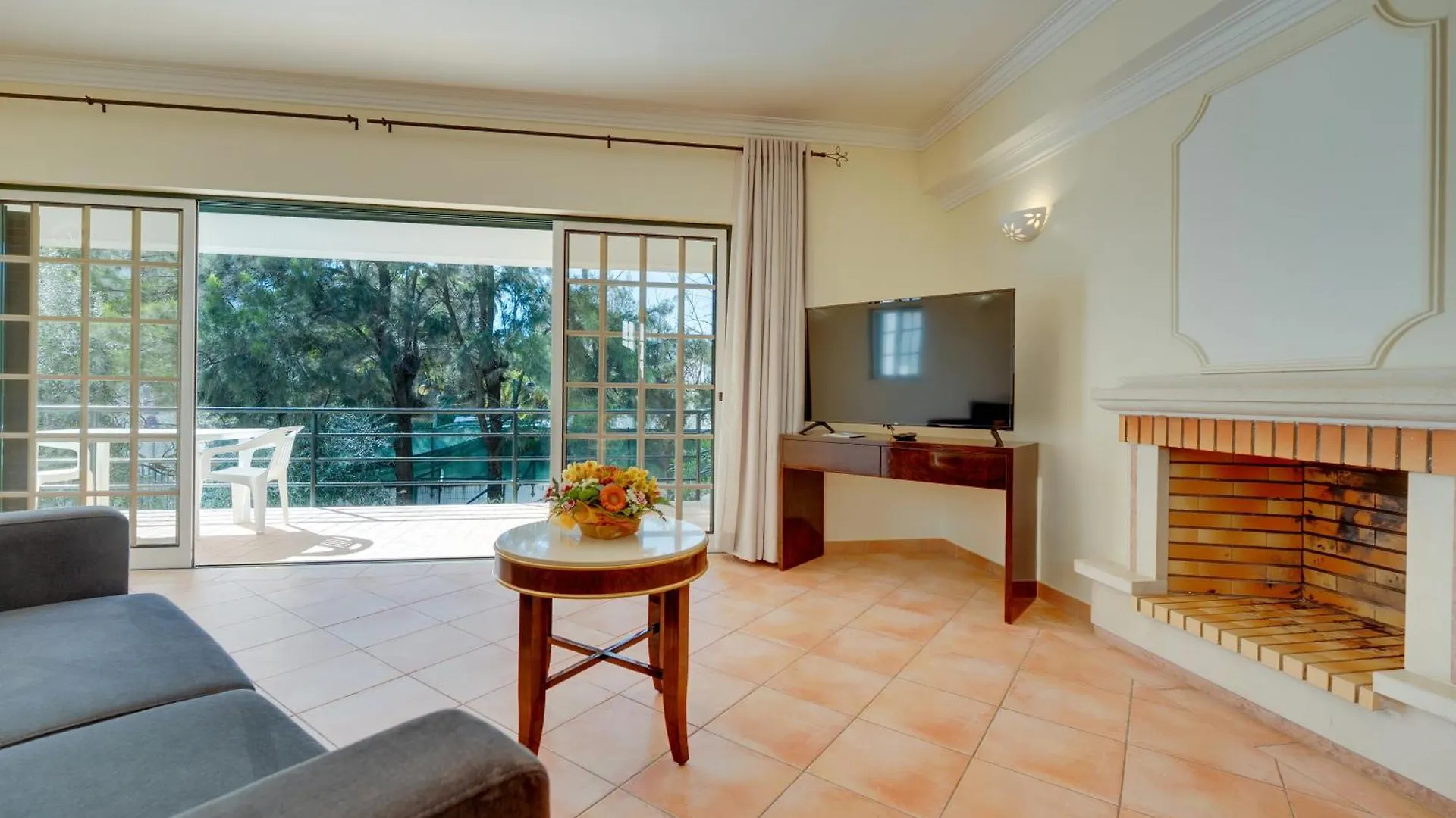 Muthu Clube Praia Da Oura Albufeira Aparthotel